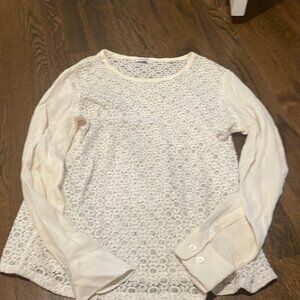 Equipment lace and silk blouse